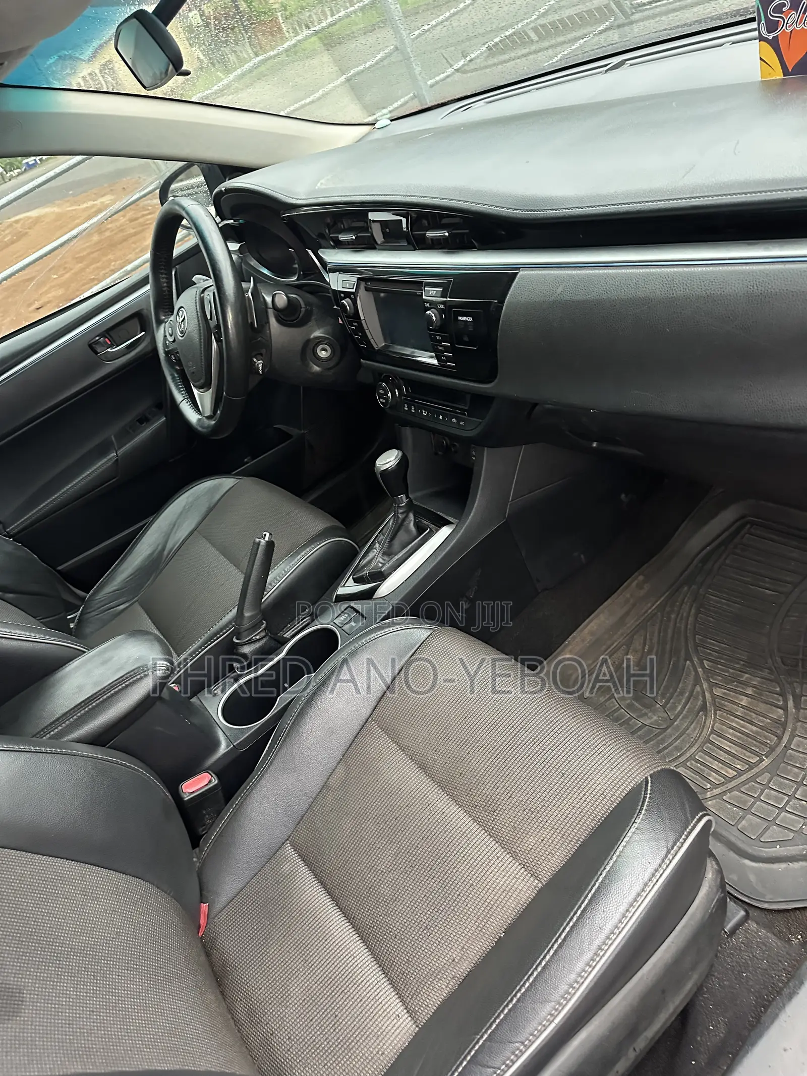 Toyota Corolla S 4dr Sedan (1.8L 4cyl CVT) 2016 Red