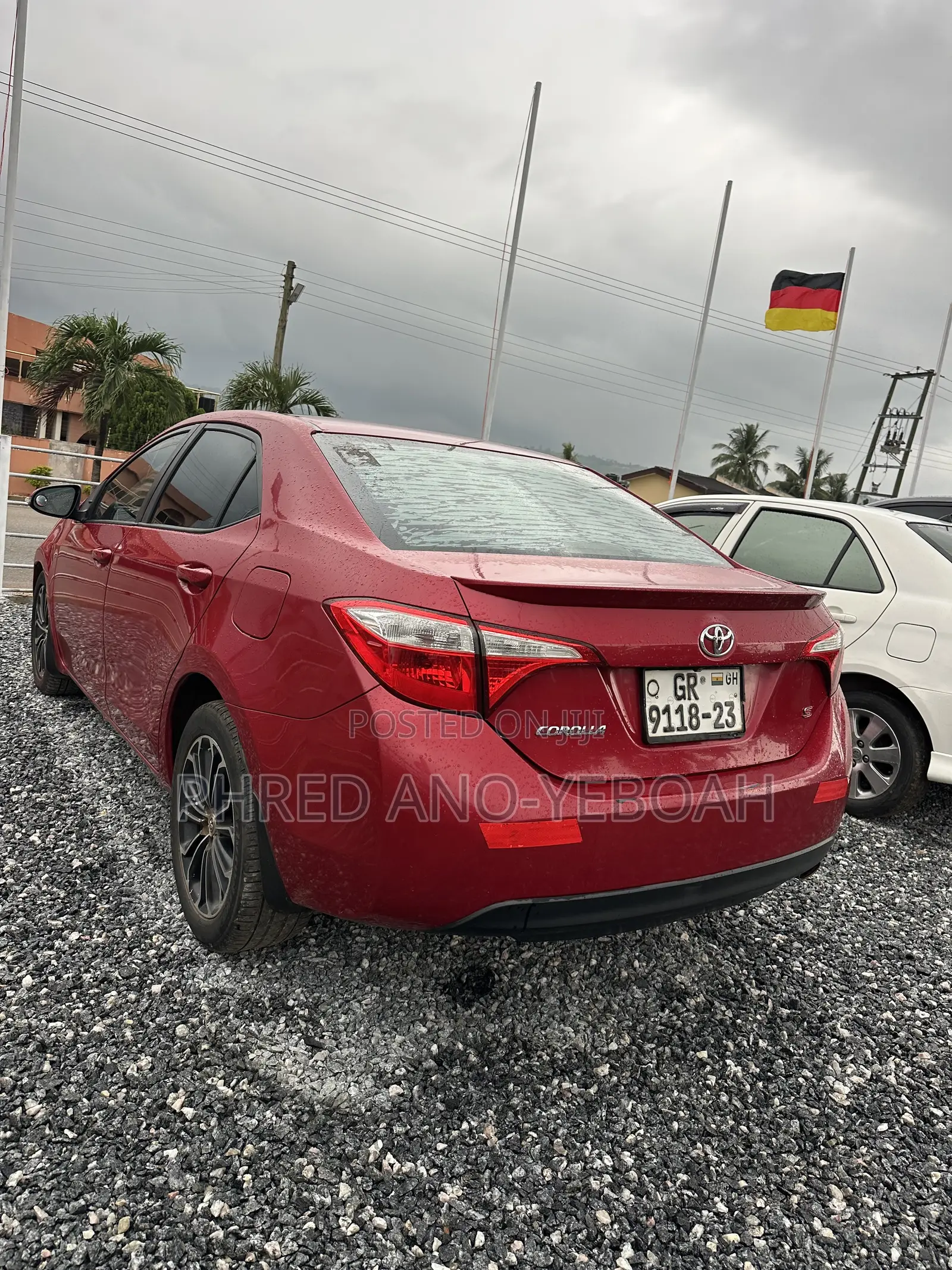 Toyota Corolla S 4dr Sedan (1.8L 4cyl CVT) 2016 Red