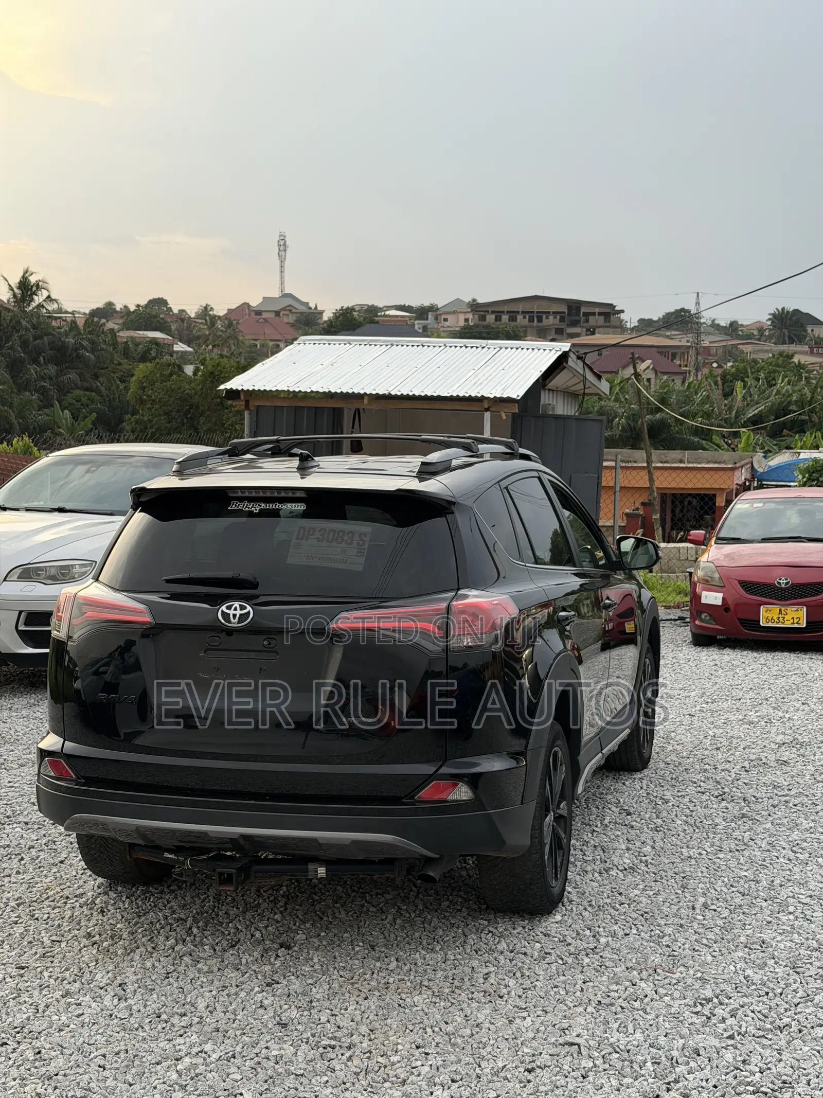 Toyota RAV4 XLE 4dr SUV AWD (2.5L 4cyl 6A) 2018 Black