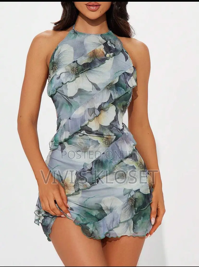 Women's Backless Ruffle Hem Sexy Fashion Party Mini Dress