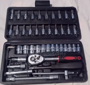 Professional 46pcs Ratchet Socket Wrench Set With Carry Case