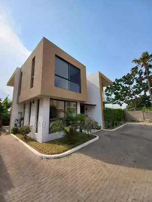 5bdrm Townhouse / Terrace in Roman Ridge, Shopping Arcade Area for rent