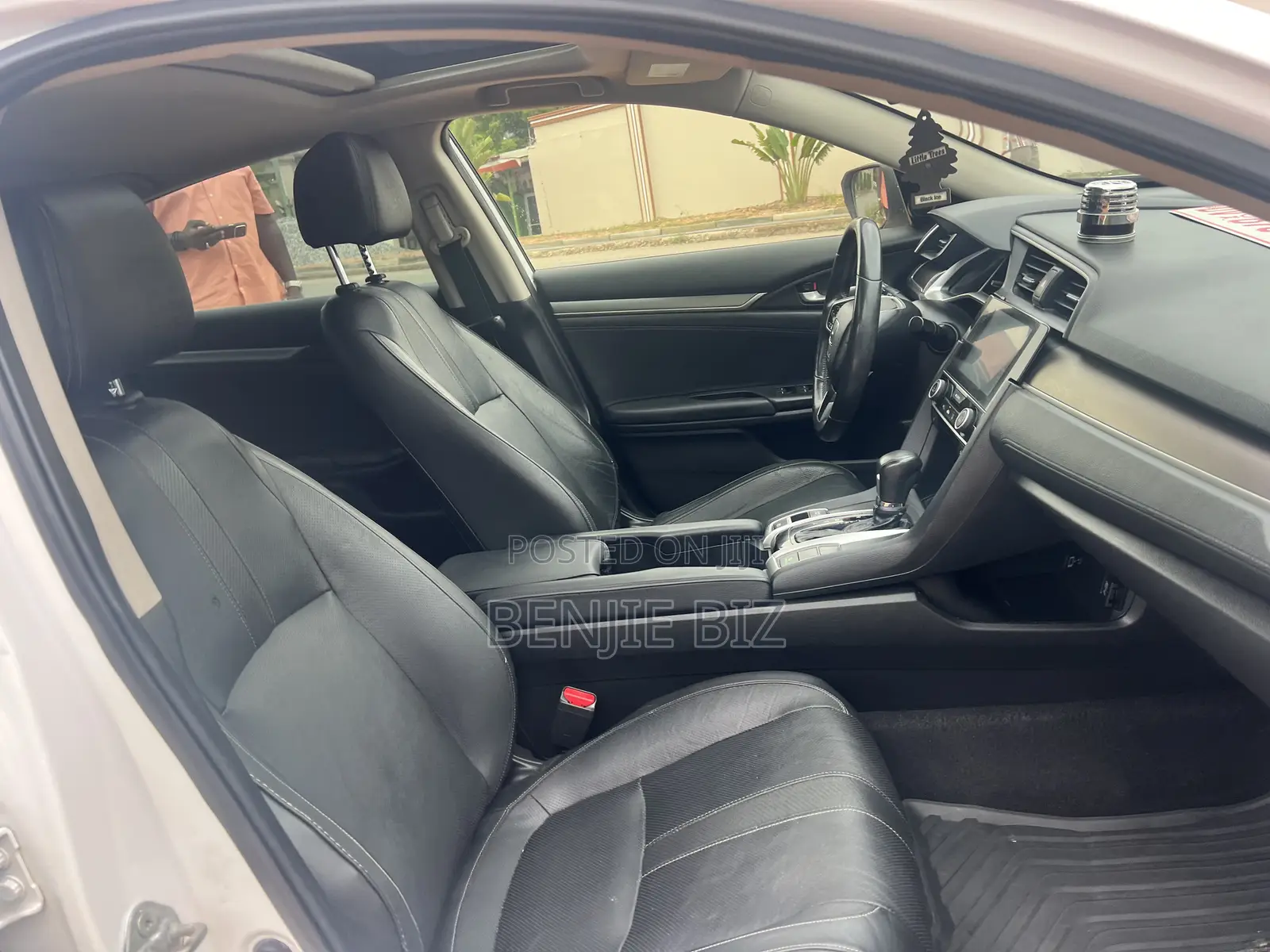 Honda Civic 2018 White