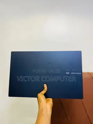 Laptop Asus VivoBook Pro 17 N705UD 8GB Intel Core i5 SSD 256GB