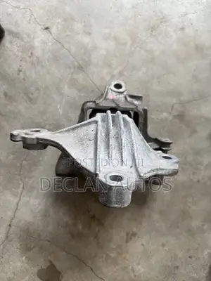 Transmission Mount for 2017-2019 Honda Cr-v 1.5l