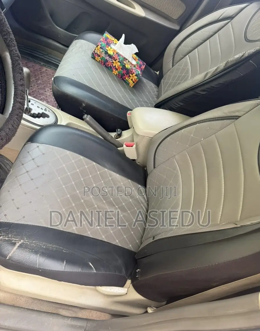 Toyota Belta 2012 Blue