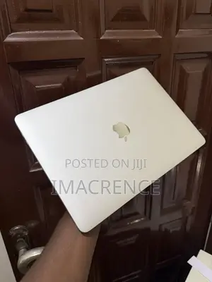 Laptop Apple MacBook Pro 2020 M1 8GB Apple M1 SSD 256GB