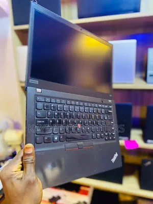 Laptop Lenovo ThinkPad T14s Gen 1 16GB Intel Core i7 SSD 256GB