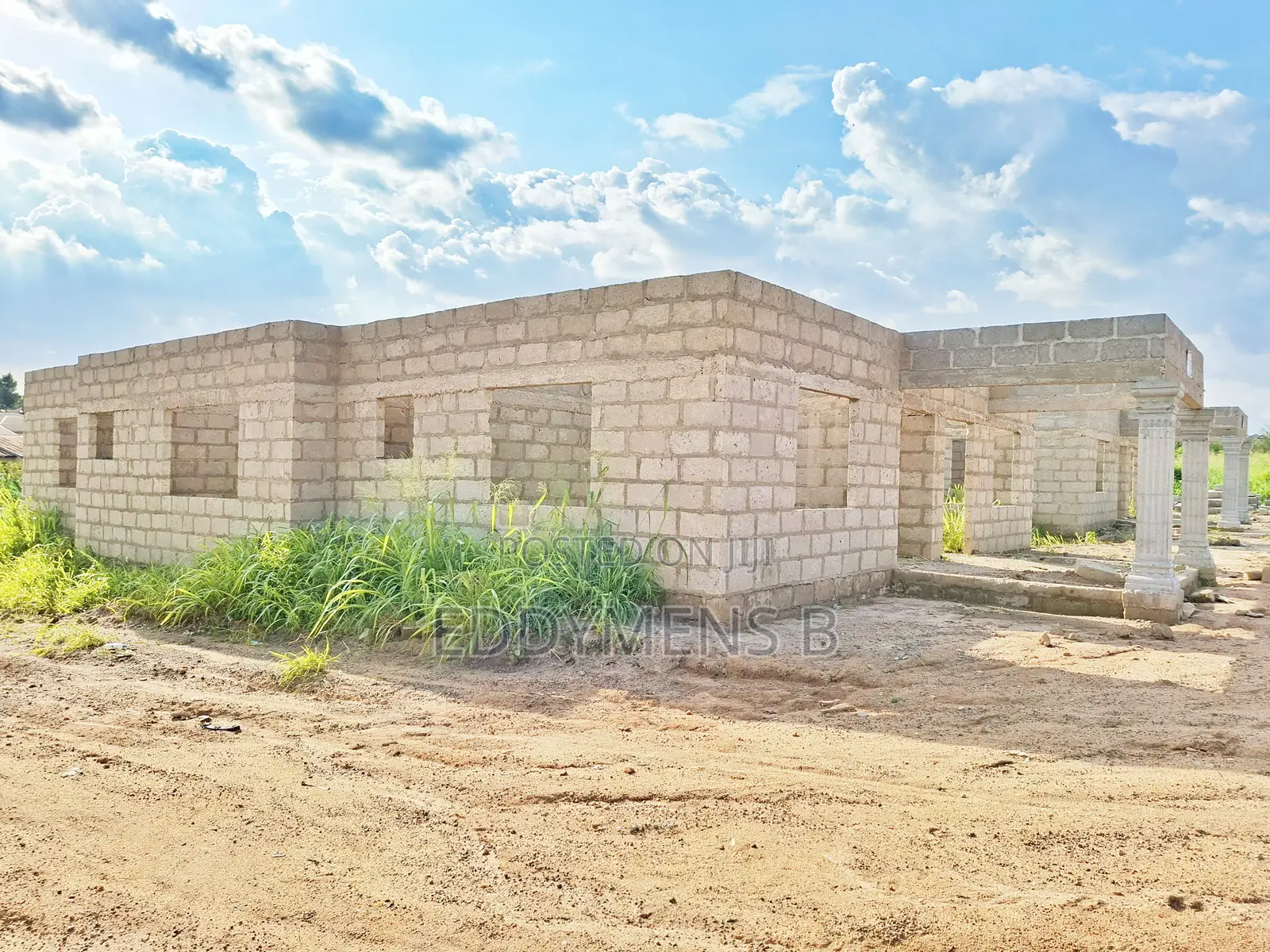 4bdrm House in Bosomtwe for sale