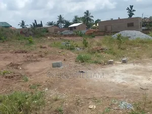 An Acre (4plot) on Busy Road for Rent or Lease