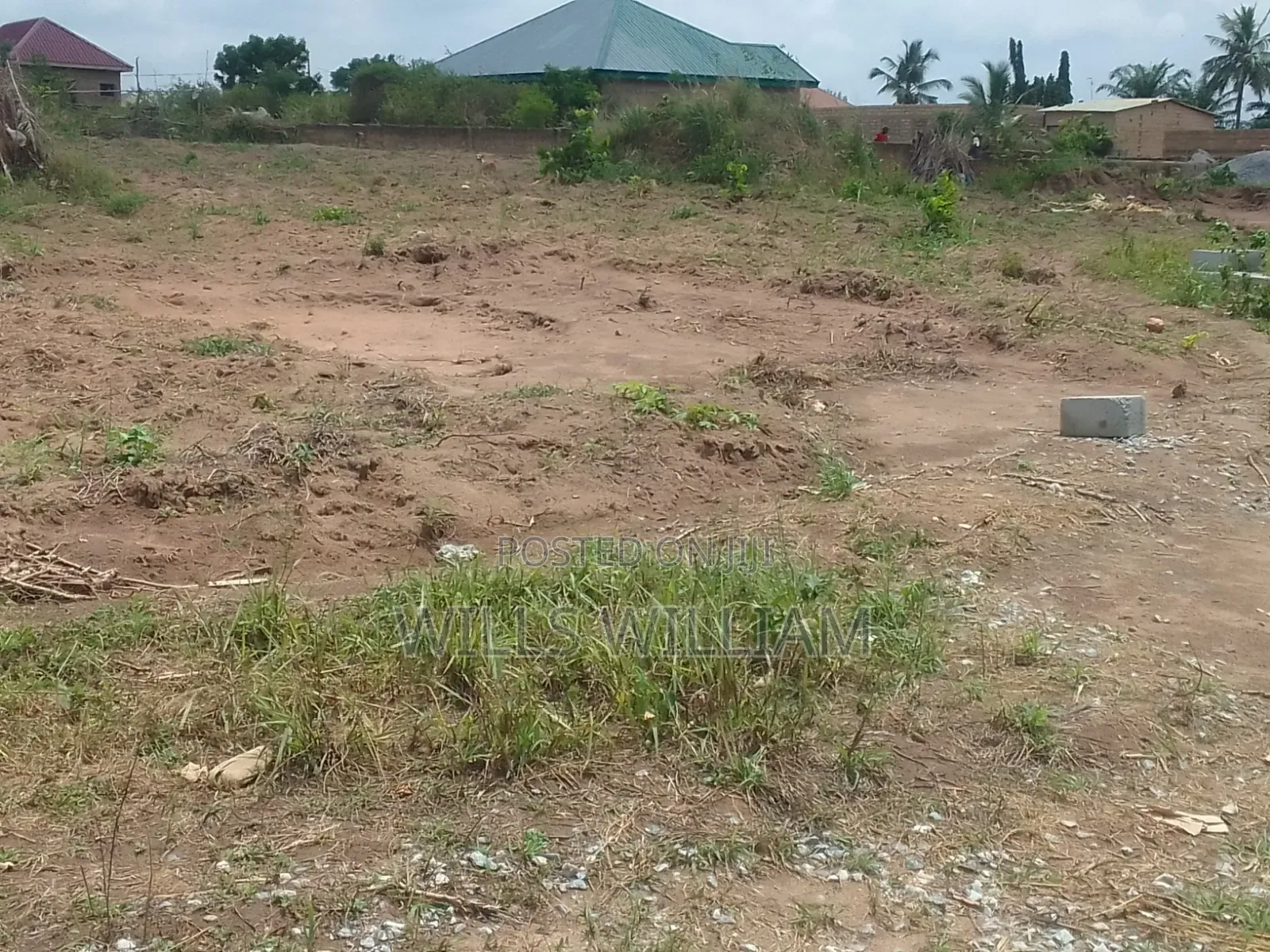 An Acre (4plot) on Busy Road for Rent or Lease