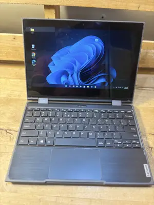 Laptop Lenovo 300e 4GB Intel SSD 128GB
