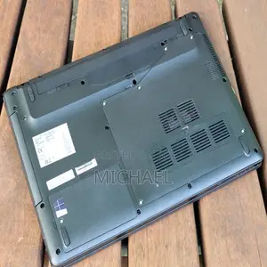 Laptop Fujitsu Lifebook A555 6GB Intel Core i3 SSD 500GB