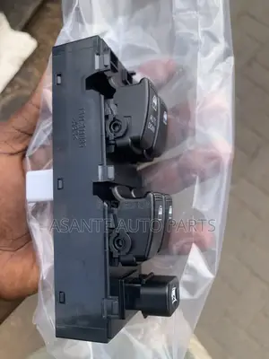 Hyundai Getz Door Switch