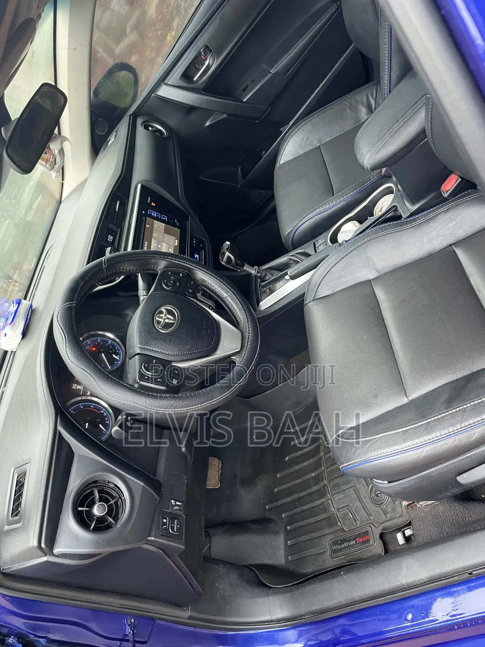 Toyota Corolla SE Special Edition 4dr Sedan (1.8L 4cyl CVT) 2017 Blue