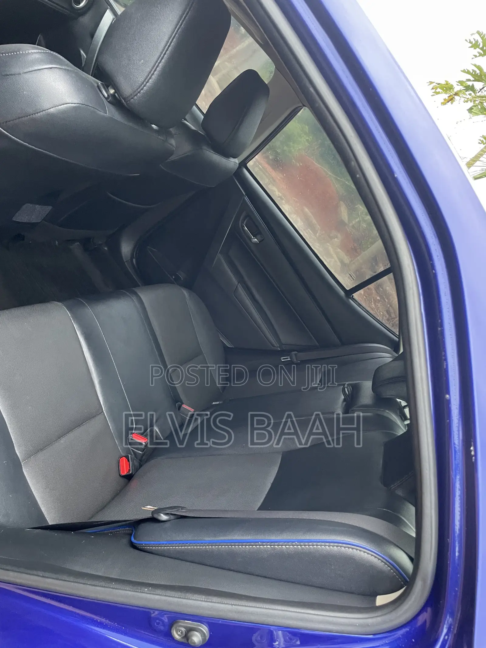 Toyota Corolla SE Special Edition 4dr Sedan (1.8L 4cyl CVT) 2017 Blue