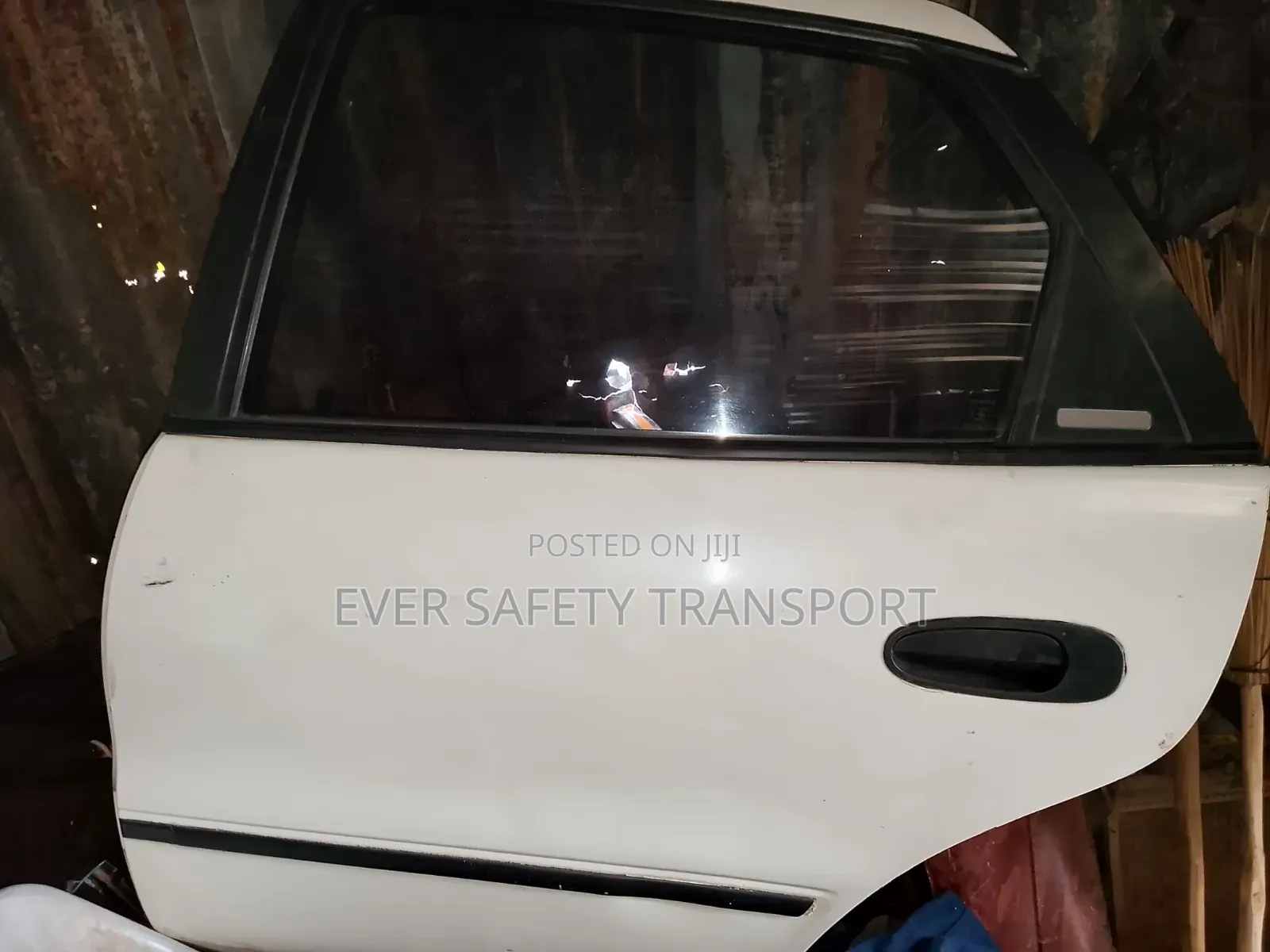 Toyota Corolla Liftback E100 Doors