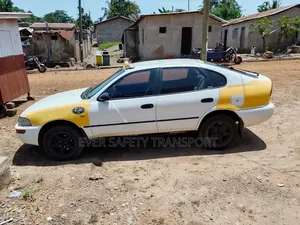 Toyota Corolla Liftback E100 Doors