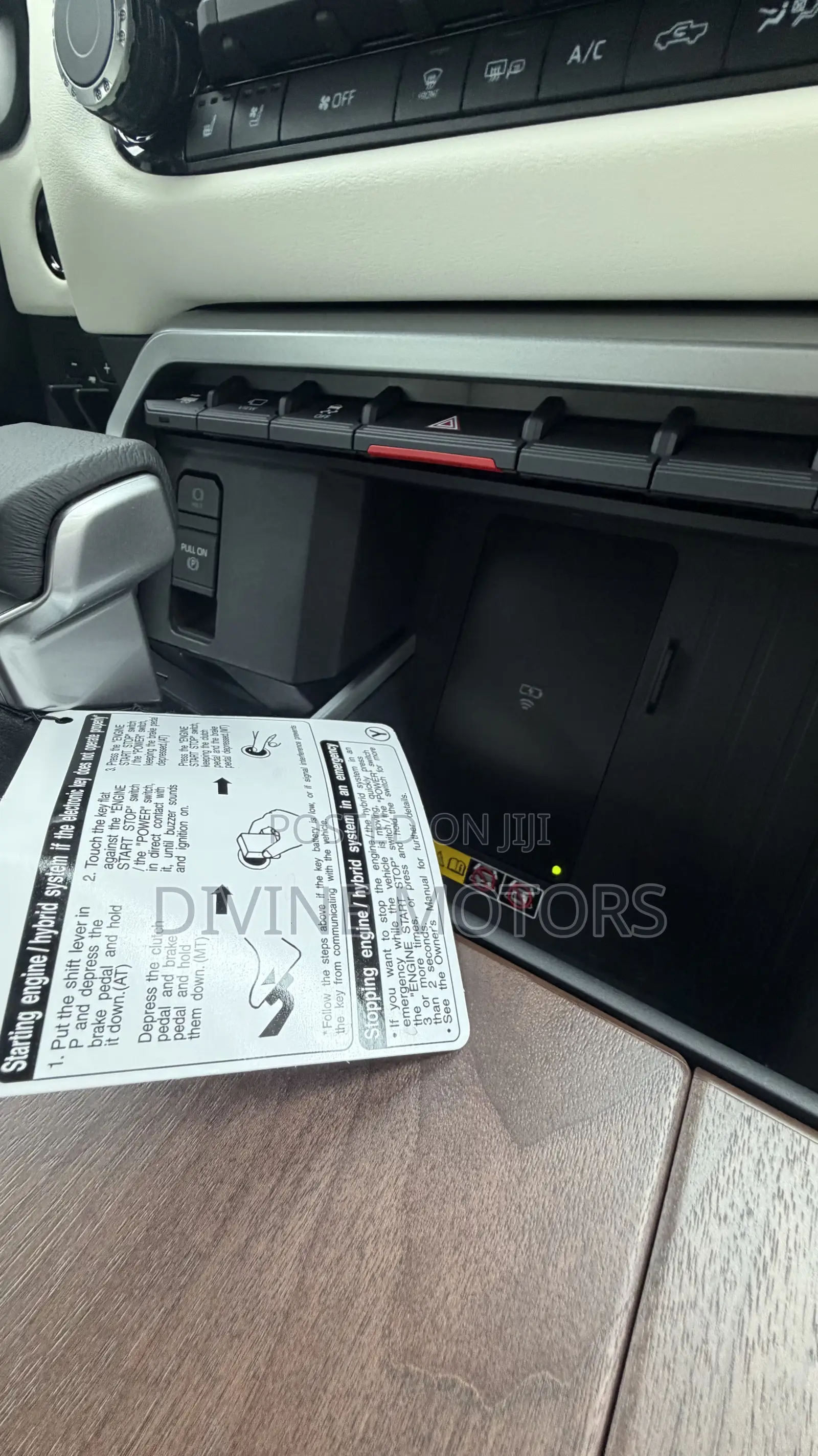 New Toyota Tundra Capstone CrewMax 4WD SB w/5.5' Bed (Hybrid) 2025 Gray