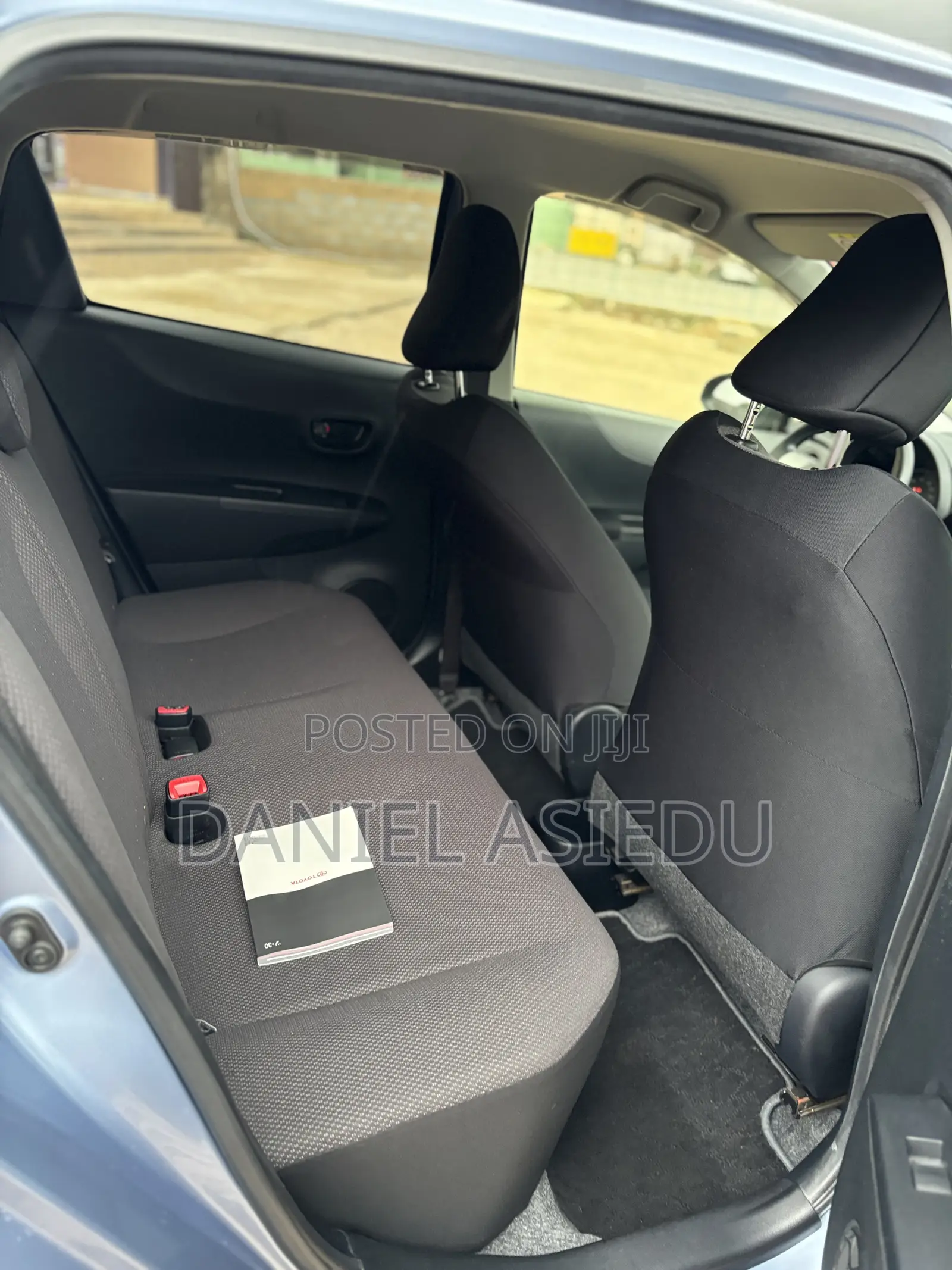 Toyota Vitz 1.3 AWD 3dr 2013 Blue