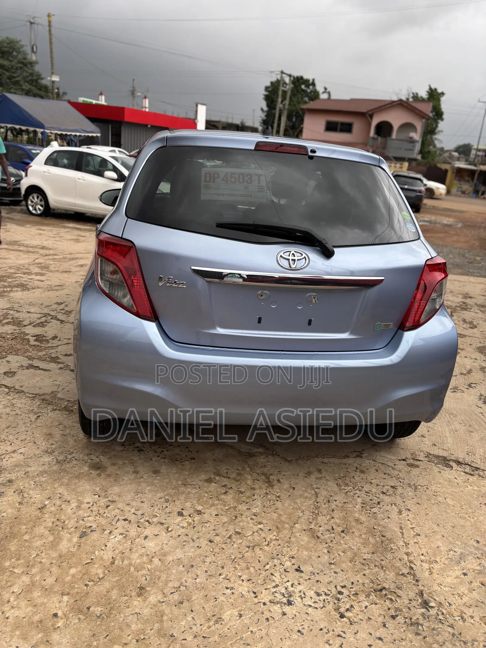 Toyota Vitz 1.3 AWD 3dr 2013 Blue