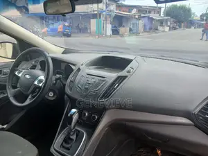 Ford Escape SE 4x4 2016 Gray