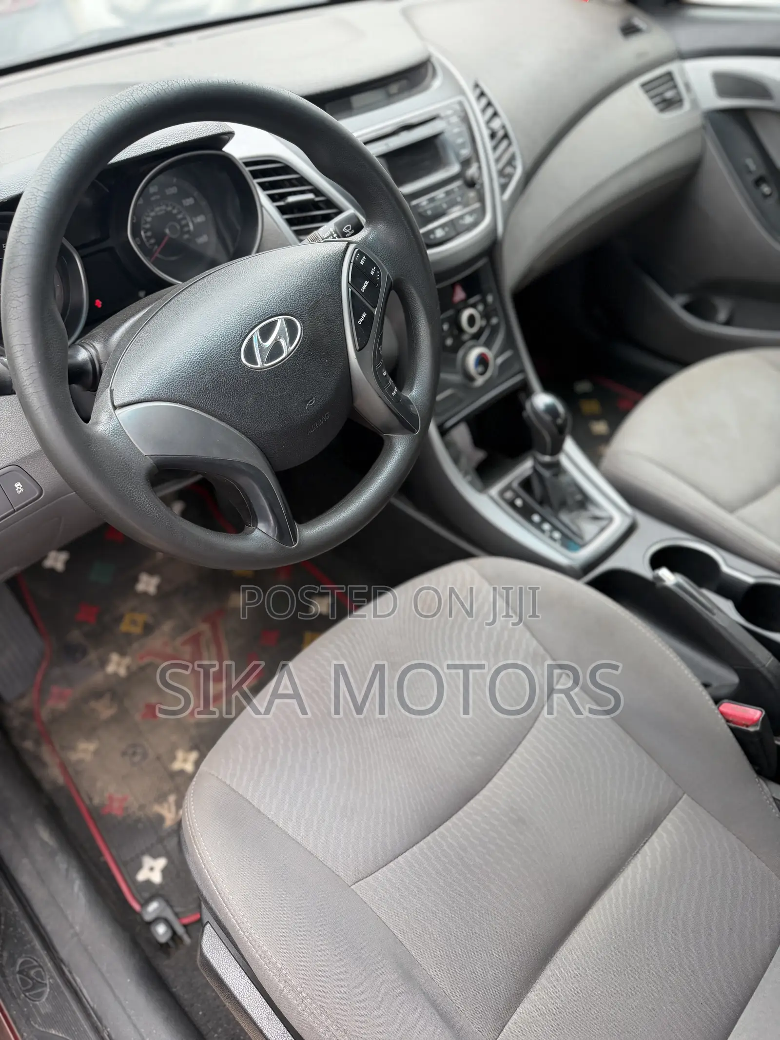 Hyundai Elantra 2015 Red