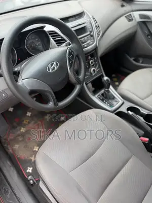 Hyundai Elantra 2015 Red