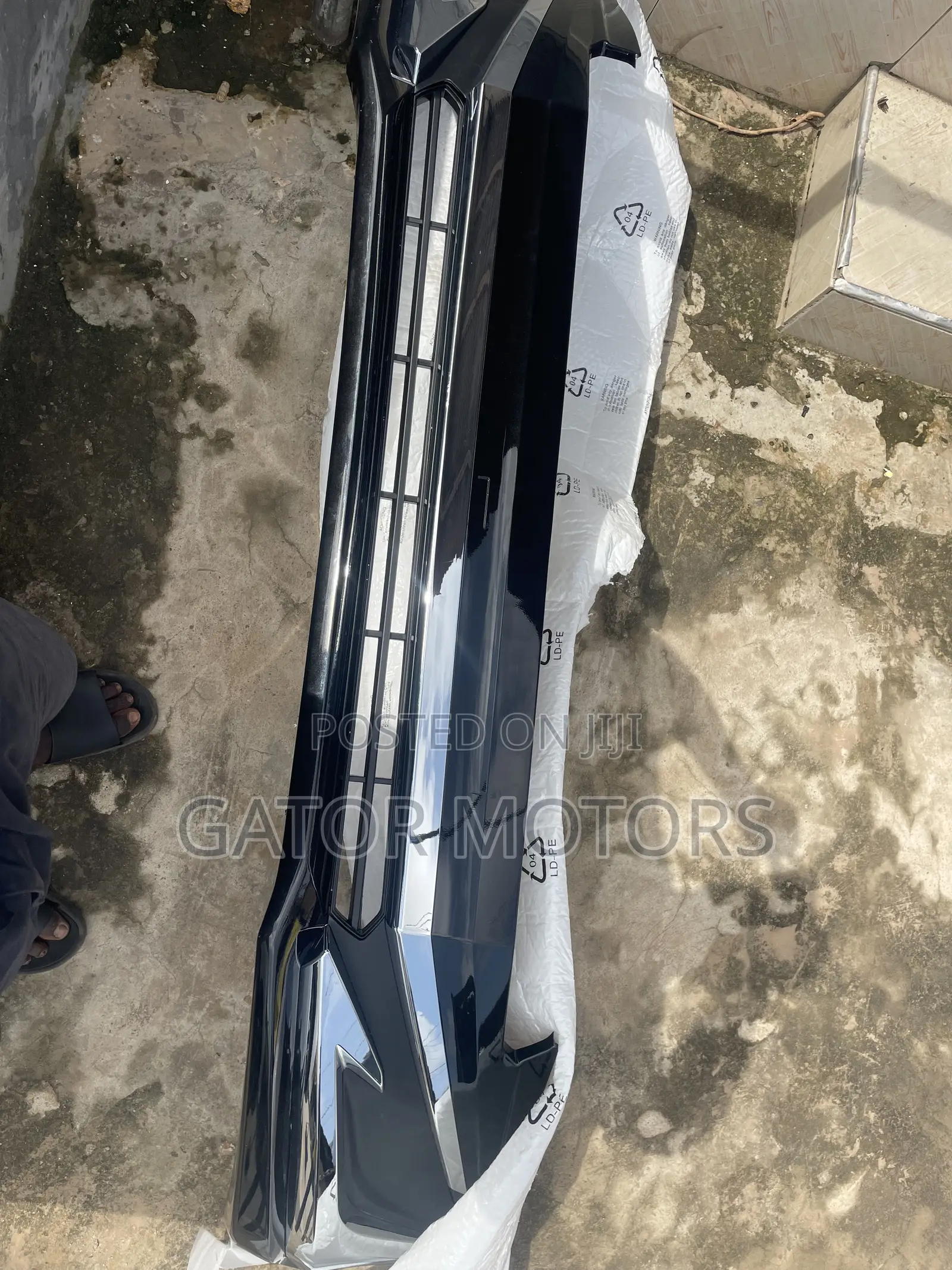 Landcruiser Pardo 2017 - 2023 Front Spoiler Basic