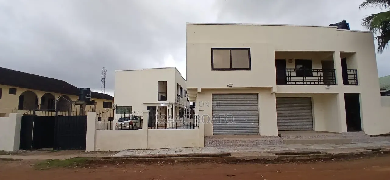2bdrm House in Accra Metropolitan for rent