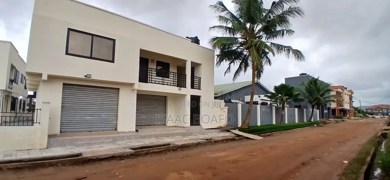 2bdrm House in Accra Metropolitan for rent