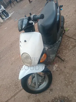 Honda 2022 White