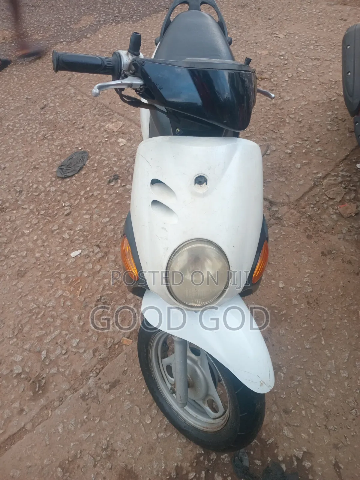Honda 2022 White
