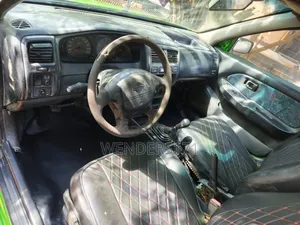 Nissan Almera 2000 Green