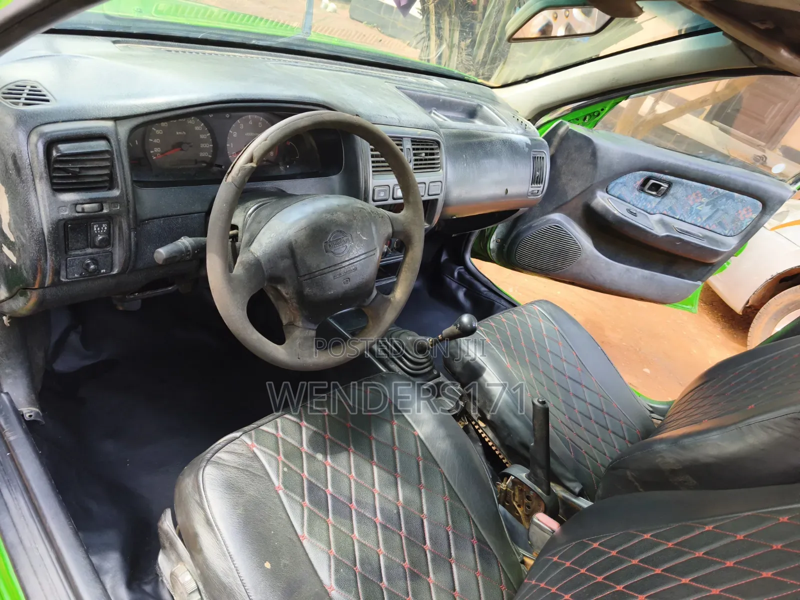 Nissan Almera 2000 Green