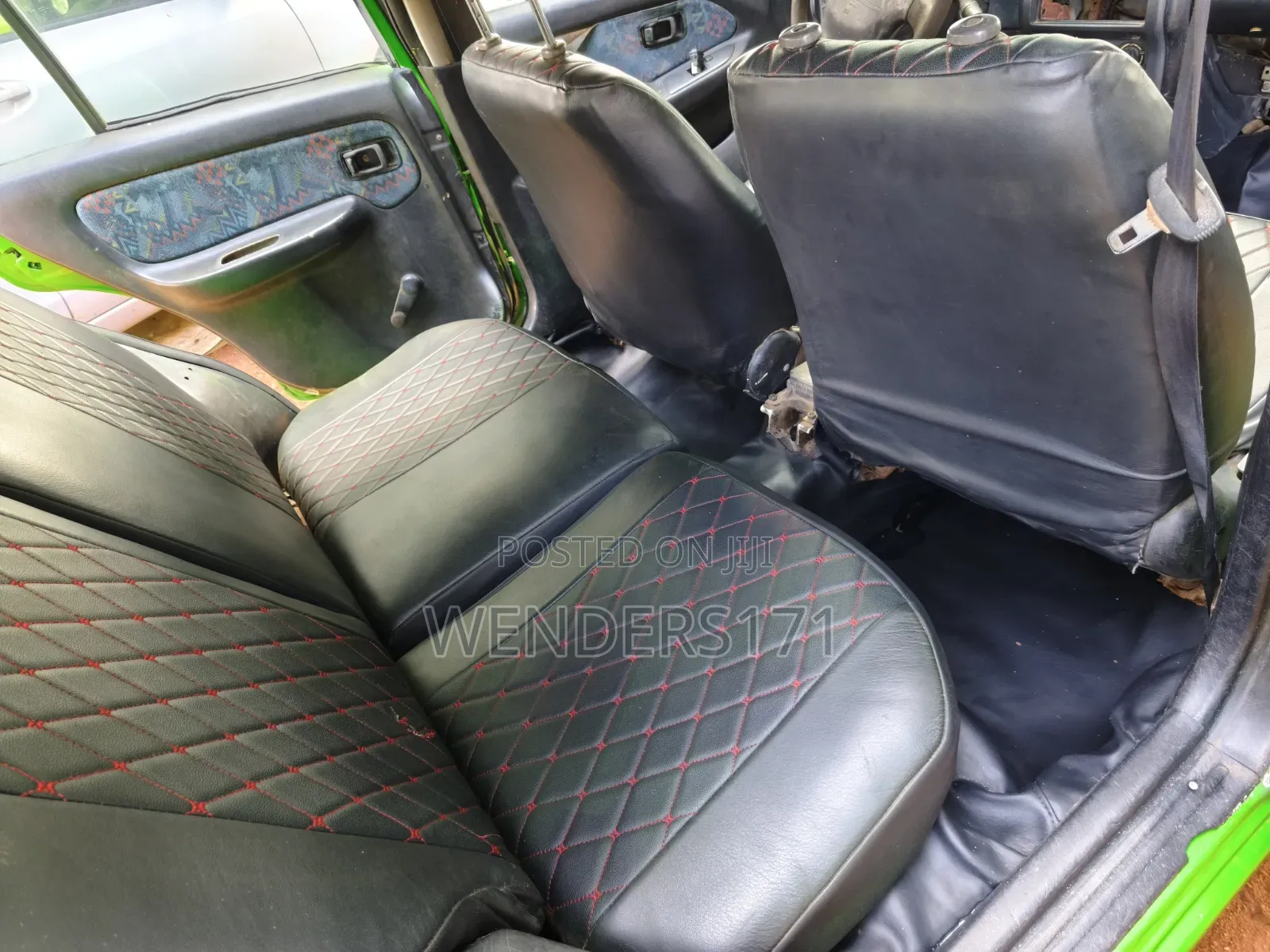 Nissan Almera 2000 Green