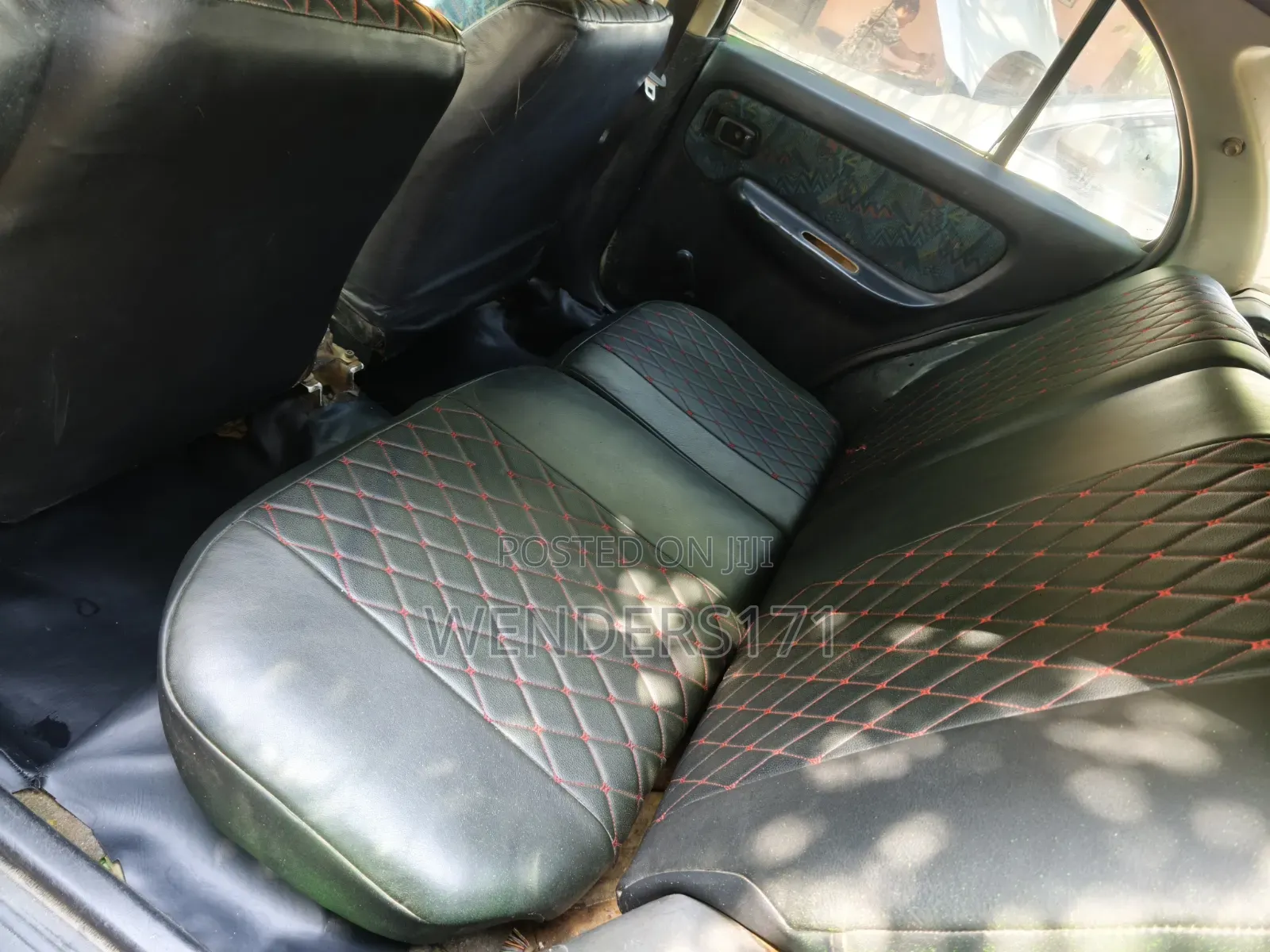 Nissan Almera 2000 Green