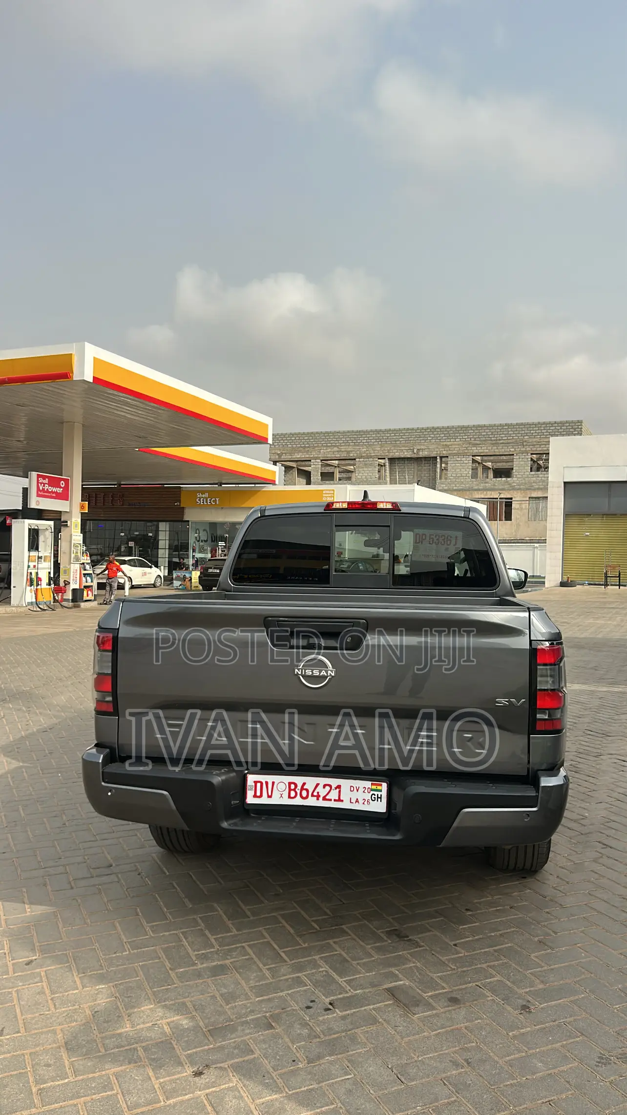 Nissan Frontier SV 2023 Gray