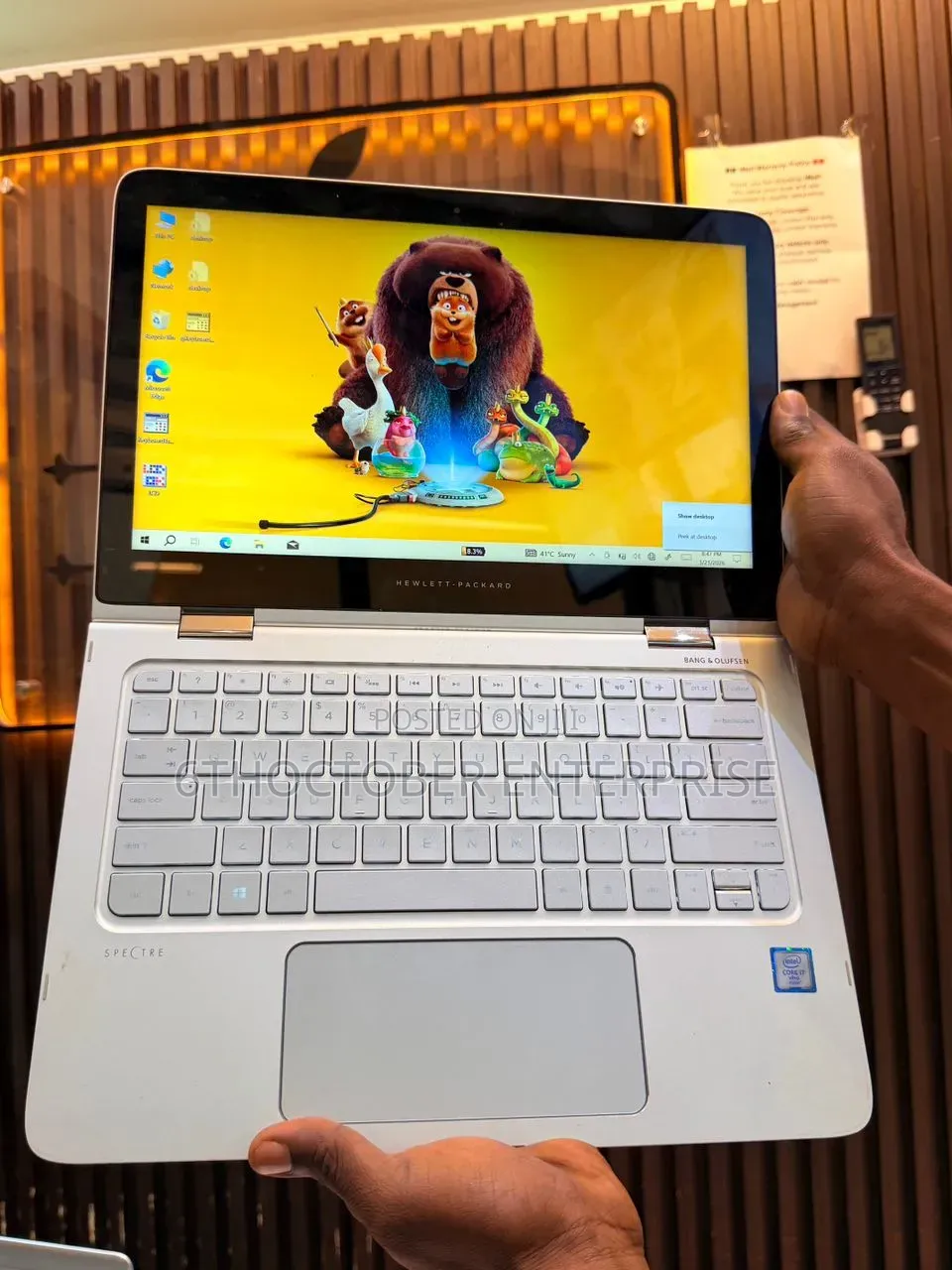 New Laptop HP Spectre X360 8GB Intel Core i7 SSD 256GB