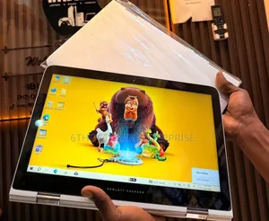 New Laptop HP Spectre X360 8GB Intel Core i7 SSD 256GB