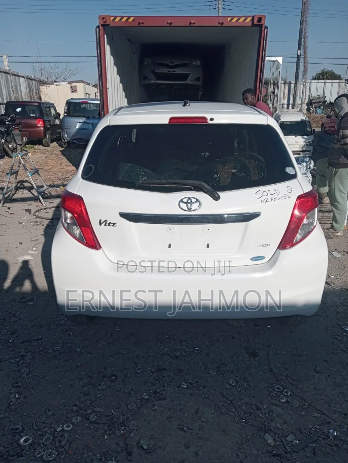 Toyota Vitz 2016 Gray