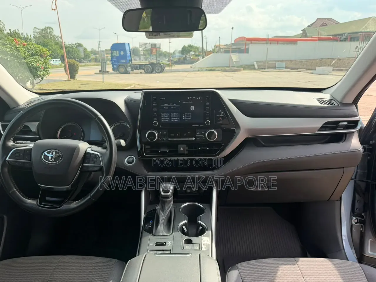 Toyota Highlander LE AWD 2020 Blue