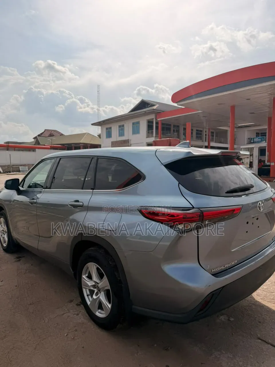 Toyota Highlander LE AWD 2020 Blue