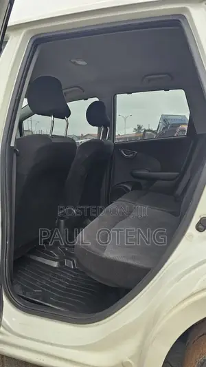 Honda Fit Automatic 2012 White