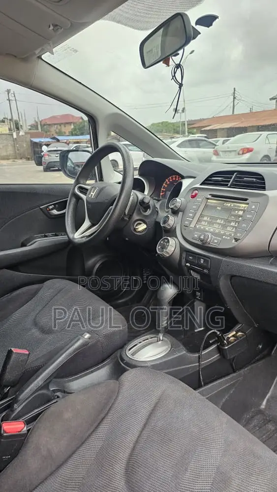 Honda Fit Automatic 2012 White