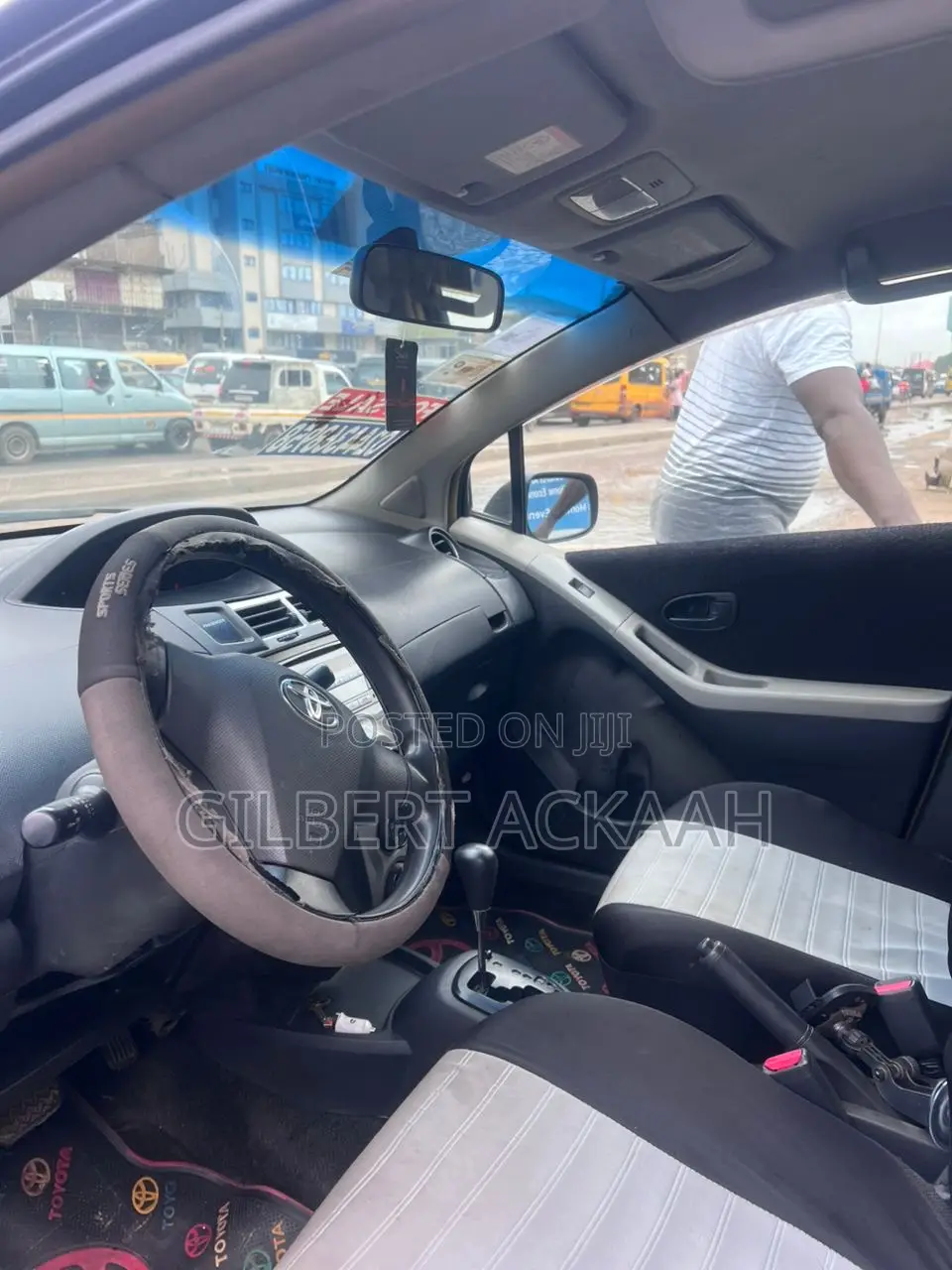 Toyota Vitz 2008 Black
