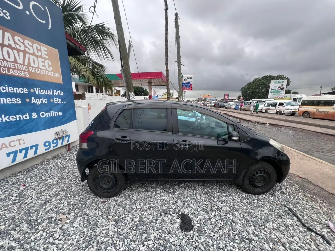 Toyota Vitz 2008 Black