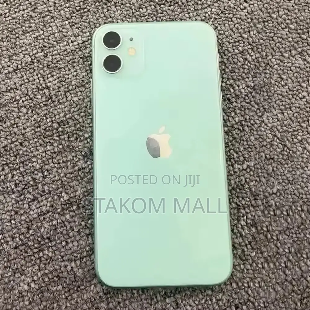 New Apple iPhone 11 128 GB Green