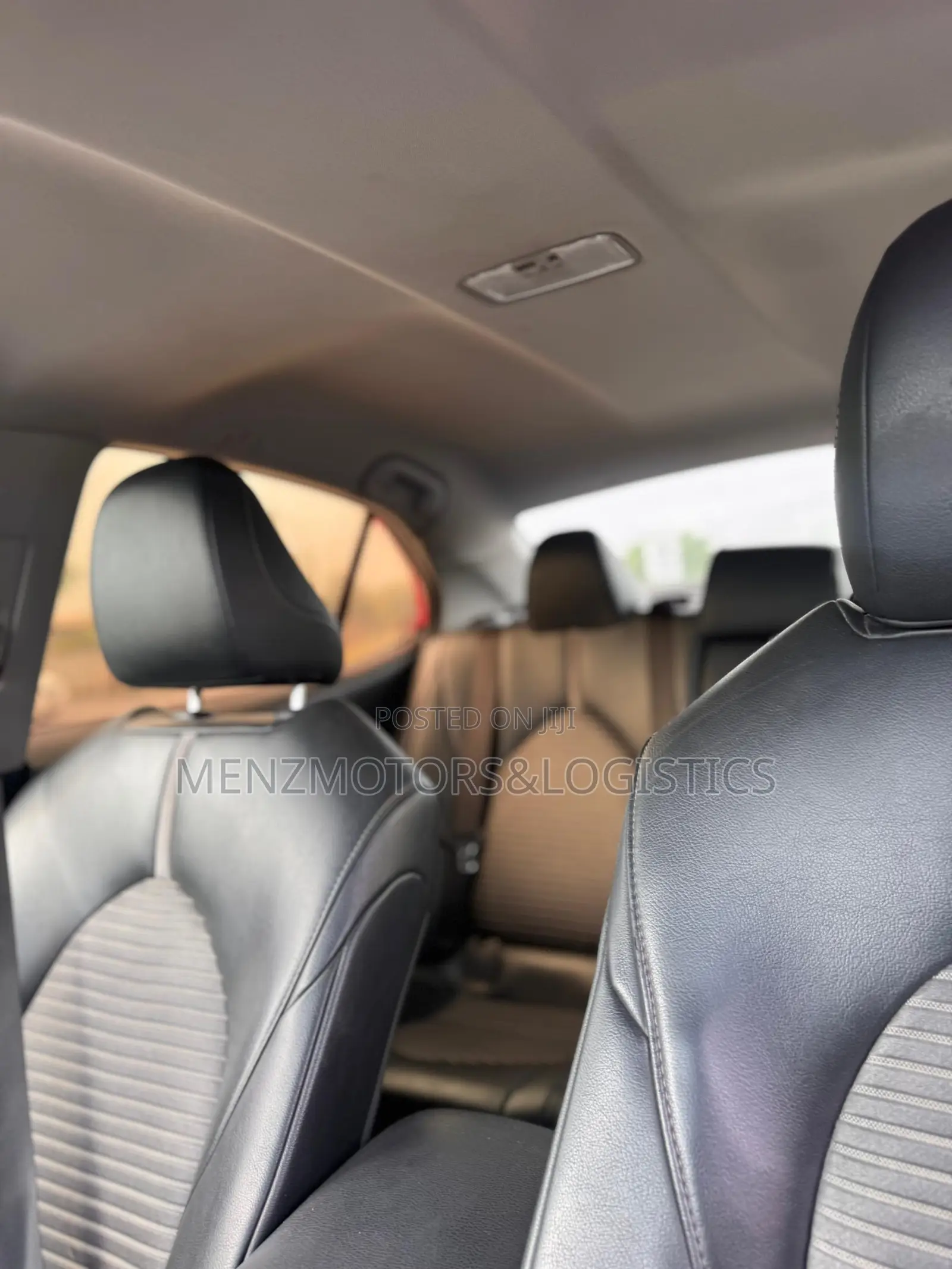 Toyota Camry LE FWD (2.5L 4cyl 8AM) 2018 Red