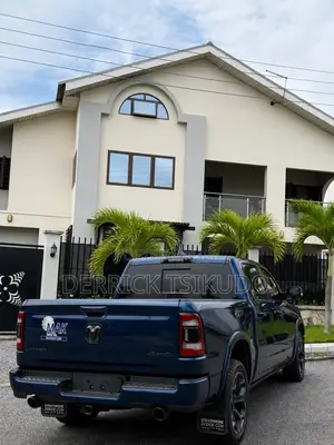 RAM 1500 2021 Blue
